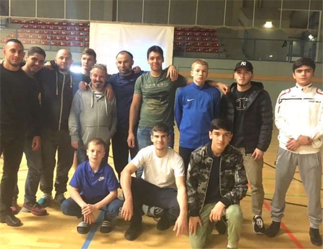 Die Ringer der der RG Hürth-Rheinbach konnten in Duisdorf gewinnen. privat