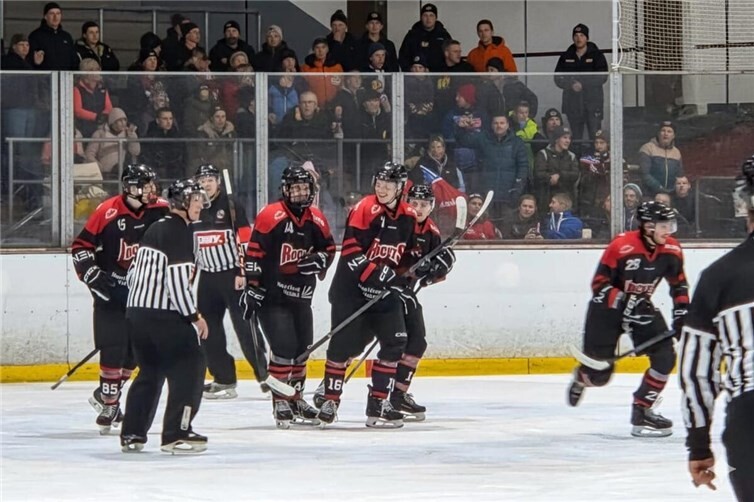 Die Rockets der EG Diez-Limburg ließen den Phoenix aus Grefrath keine Chancen auf den Sieg. Fotos: EG Diez-Limburg