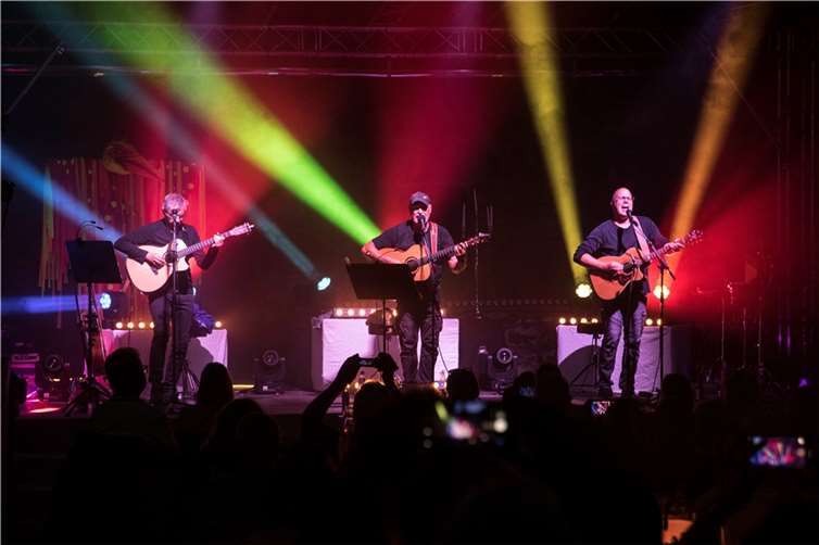 Die Rocklegenden von „Grobschnitt“ präsentieren ihr „Acoustic Album“ am 20. April 2024 im „Kultschuppen“ Jahnhalle in Bad Breisig. Foto: Dirk Schmitt