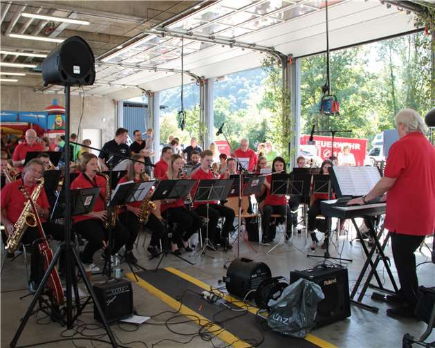 Die Rote Husaren Bad Ems spielten anlässlich des Tages der offenen Tür.