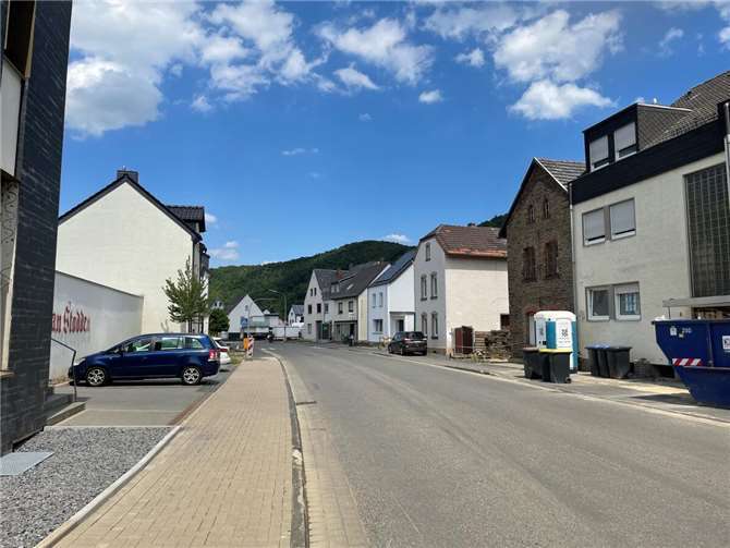 Die Rotweinstraße in Rech.  Foto: ROB