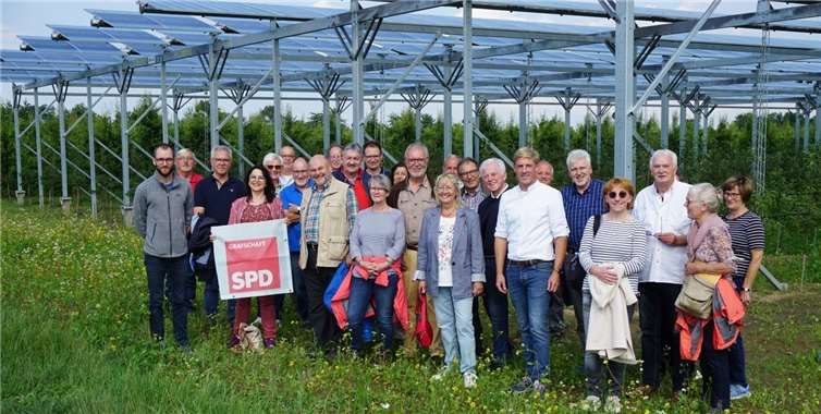 Die SPD AG 60 plus und die SPD Fraktion Grafschaft besuchten den Biohof Nachtwey in Gelsdorf.Foto: SPD Grafschaft