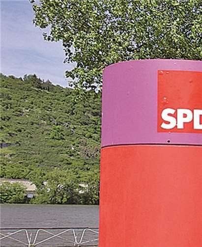 Die SPD-Dialogbox machte in den Andernacher Rheinanlagen Station.  privat