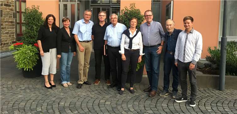 Die SPD-Fraktion im Verbandsgemeinderat Vallendar dankt der Verwaltung für die schnelle Beantwortung der Anfrage zur vorgesehenen Bebauung oberhalb der Grundschule.SPD VGR Vallendar