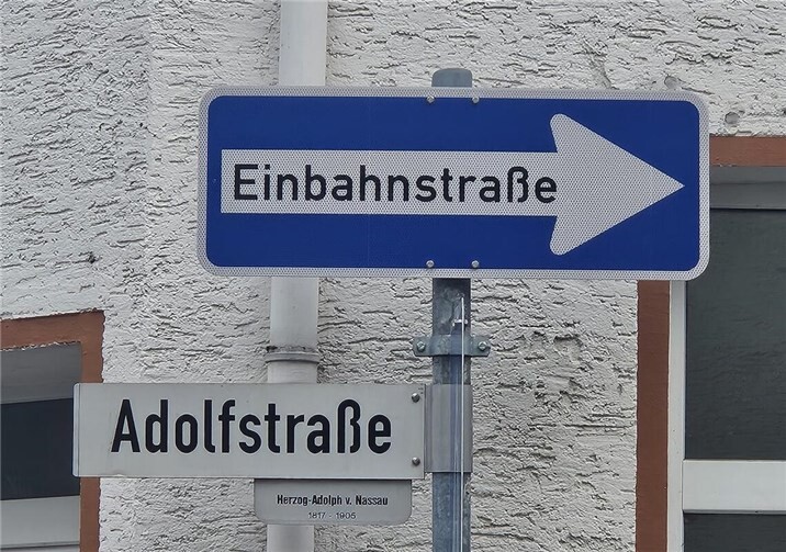 Die SPD-Fraktion spricht sich ausdrücklich dafür aus, alle in Betracht kommenden Optionen ergebnisoffen zu prüfen.