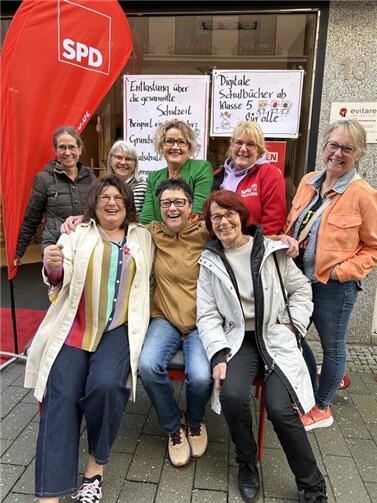 Die SPD-Frauen Andernach erhalten im Rahmen des Innovationsfonds 2025 des SPD-Landesverbandes Rheinland-Pfalz eine Auszeichnung und eine finanzielle Unterstützung in Höhe von 500 Euro. Foto: Fotografie Bianka Hörnig