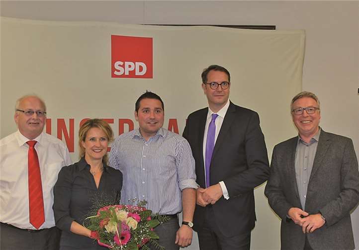 Die SPD Kandidaten für Cochem-Zell Heike Raab (2. v.l.) und Benedikt Oster (3. v.L)