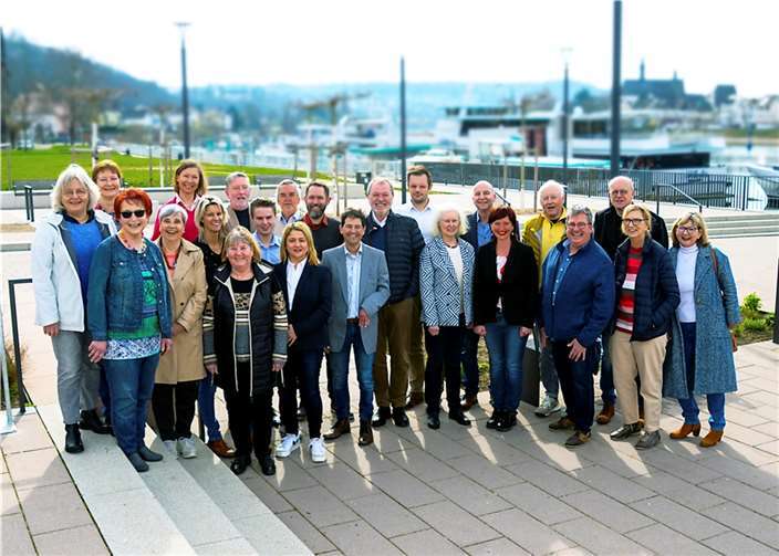 Die SPD Kandidatinnen und Kandidaten für die Kommunalwahl. Foto: Ulrich von Hamme