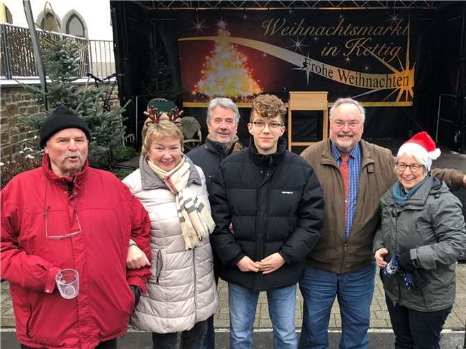 Die SPD Kettig beim Besuch des Weihnachtsmarktes.  Foto: privat