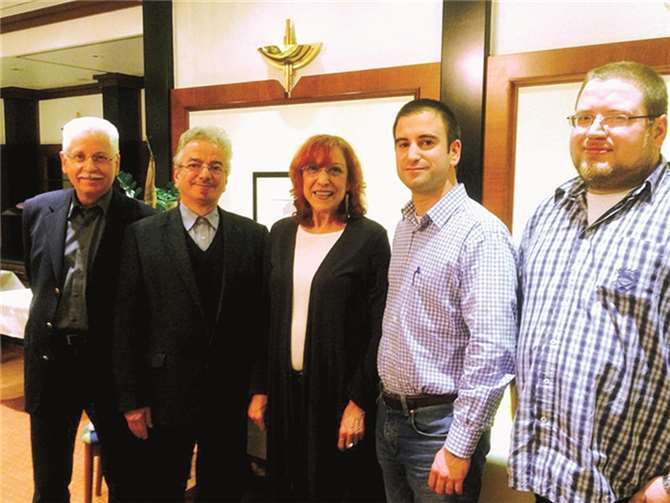 Die SPD Kreistagsfraktion freut sich über die hohe Teilnahme an der Schulbuchausleihe. privat