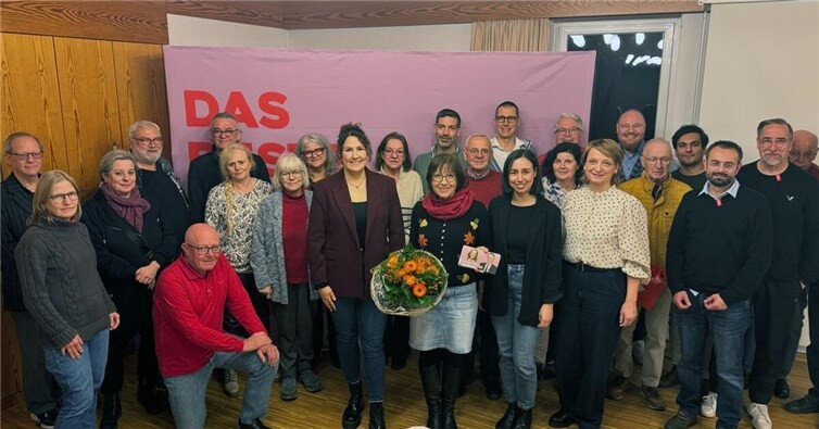 Die SPD Lahnstein ehrte im Rahmen der Mitgliederversammlung ihre langjährigen Mitglieder Georg Müller und Margret Wolf für jeweils 40 Jahre Parteimitgliedschaft, Wilfried Steil für 50 Jahre sowie Bernd Bruchhoff für 60 Jahre Mitgliedschaft in der SPD. Zudem wurde das neue Mitglied Mona Beneich offiziell im Ortsverein begrüßt. 