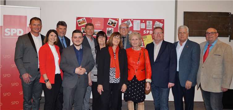 Die SPD Mitglieder bei der 100-Jahr-Feier. Foto: SPD Weißenthurm