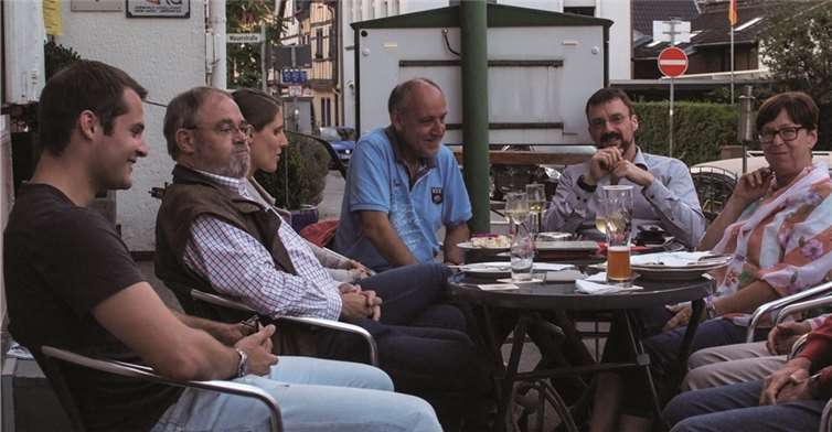 Die SPD Mitglieder trafen sich im Alt Oberwinter, um über wichtige Angelegenheiten in ihrem Ort zu sprechen. Privat