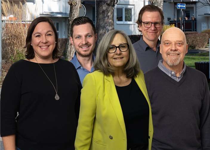 Die SPD Niederbieber-Segendorf präsentiert ihre Kandidaten für den Ortsbeirat Torney.  Foto: Tobias Querbach