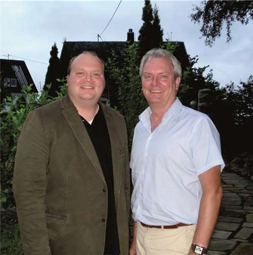 Die SPD-Ortsvereinsvorsitzenden Thorsten Schneider (l.) und Thomas Kirsch verabredeten eine engere Zusammenarbeit.