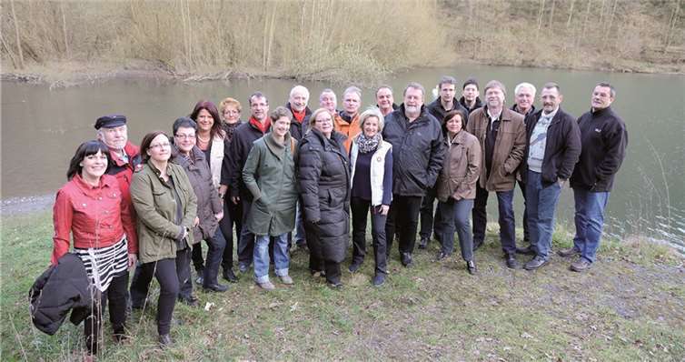 Die SPD-Stadtratsfraktion hat sich vor Ort ein Bild von der Situation am Stausee gemacht.  privat