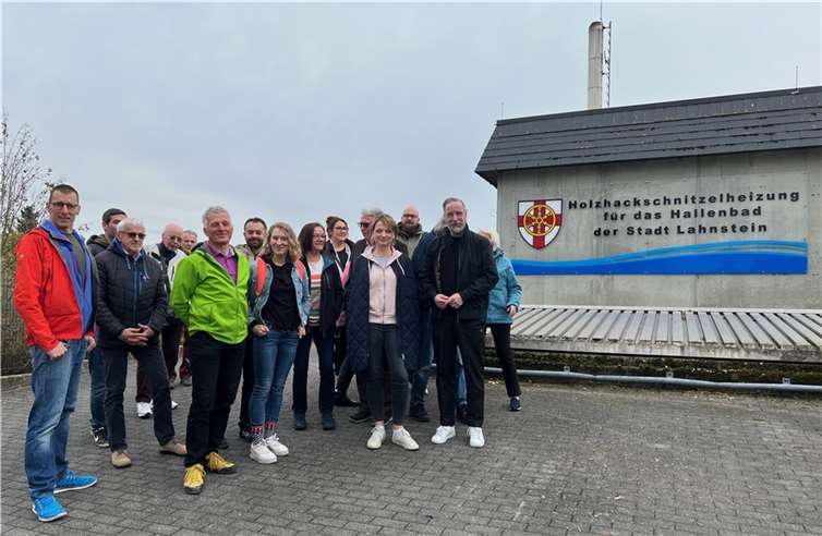Die SPD am Hallenbad. Foto: Markus Graf