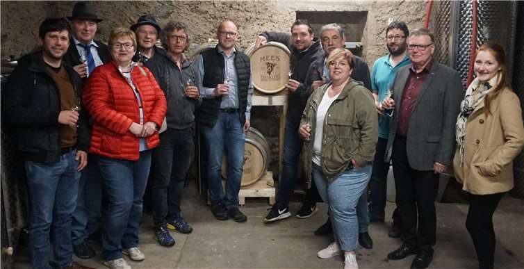 Die SPD hatte zur Besichtigung einer Whisky-Brennerei eingeladen. Foto: SPD