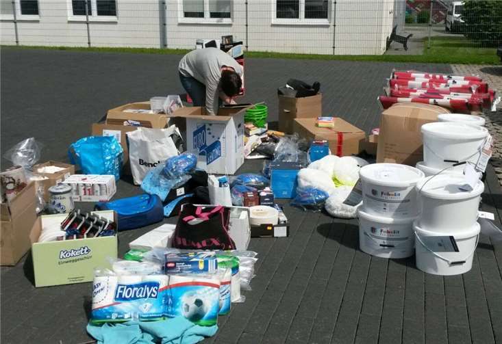 Die Sachspenden reichen von Lebensmitteln bis zu Wandfarbe - das Unwetter hat viel zerstört. privat
