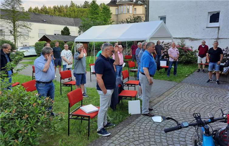 Die Sänger bei einer Probe.Foto: privat