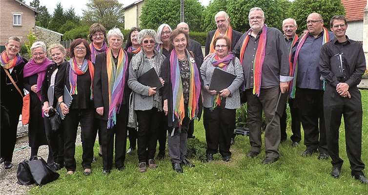 Die Sänger des Chor „Cantate“ waren zu Gast in Sillery.privat