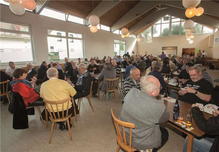 Die Sängerhalle Brückrachdorf war voll besetzt.