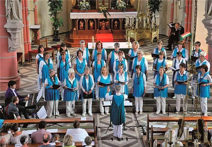 Die Sängerinnen begeisterten die Zuhörer in der Pfarrkirche zu Odendorf.Ulrich Büchting