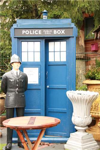 Die Sammelleidenschaft des Briten ist noch lang nicht am Ende. Britische Besonderheiten geben Gary Blackburn ein bisschen Heimatgefühl.