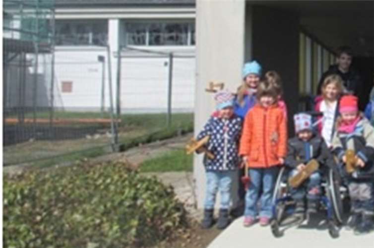 Die „Samstagskläpperer“ strahlten mit der Sonne um die Wette.