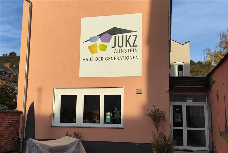 Die Schaffung einer barrierefreien Toilette im Jugendkulturzentrum sieht die SPD Lahnstein als wichtigen Schritt hin zu mehr Inklusion. Auch andere städtische Gebäude haben hier noch Nachholbedarf. Foto: SPD Lahnstein