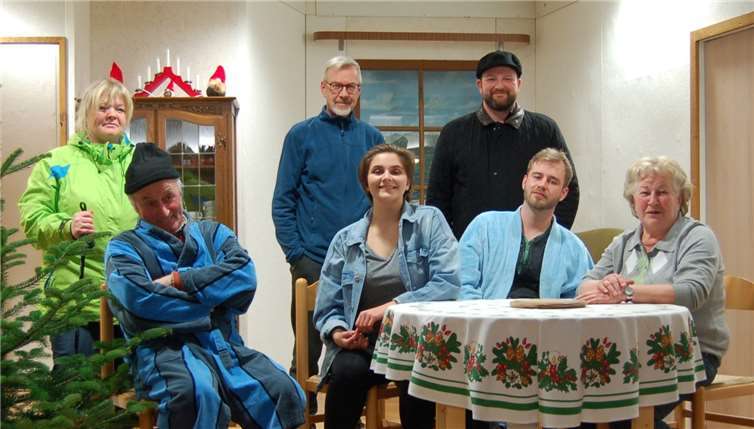 Die Schauspieler freuen sich auf viele Besucher zu ihrem Theaterstück. privat