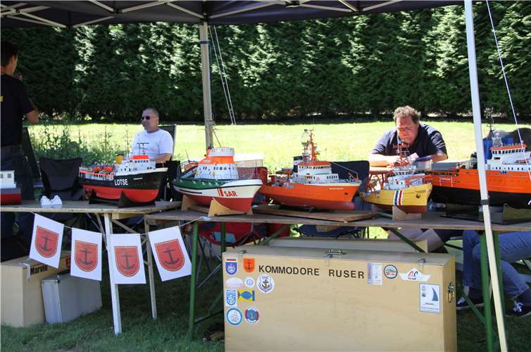 Die Schiffe der Vereinsfreunde des MBC-Krefeld e.V. MFU