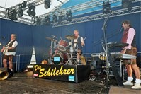 Oktoberfest und Trachtenumzug in Insul mit Musik und viel Gaudi