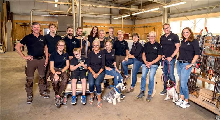 Die Schreinerei besteht bereits seit 144 Jahren. Mit der Beschäftigung von Auszubildenden sichert Firmeninhaber Stephan Kindler den Fortbestand.Foto: privat