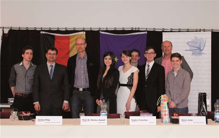 Die Schüler Union diskutierte mit ihren Gästen über die Einführung des Schulfachs Wirtschaft.privat