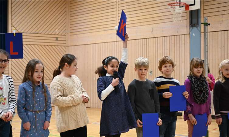 Die Schüler begrüßten musikalisch ihre neue Schulleiterin.