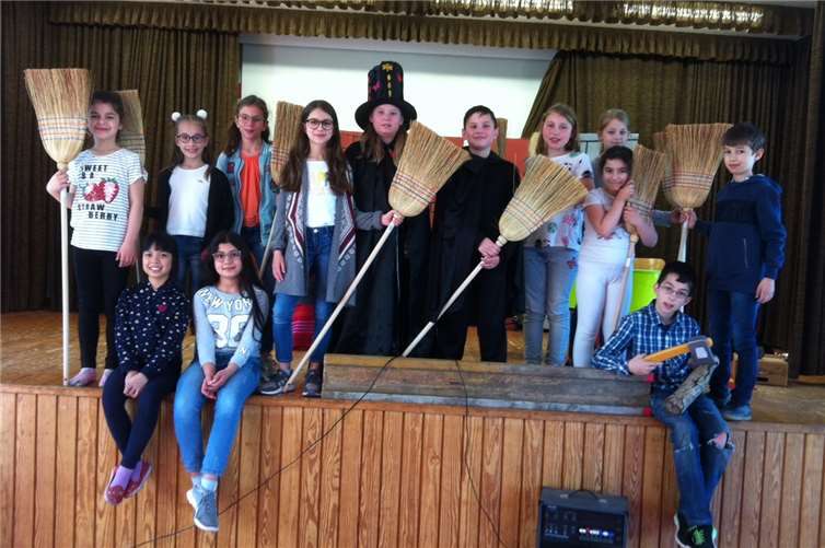 Die Schüler der Grundschule Bad Neuenahr probten Wochen für das Spiel. Privat