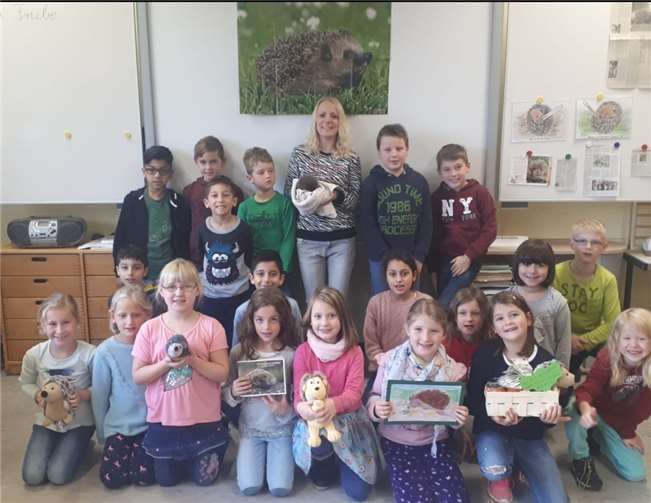 Die Schüler der Klasse 2c erhielt viele nützliche Informationen rund um den Igel. privat