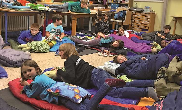 Die Schüler der Klasse 4 hatten viel Freude an der Lesenacht.privat