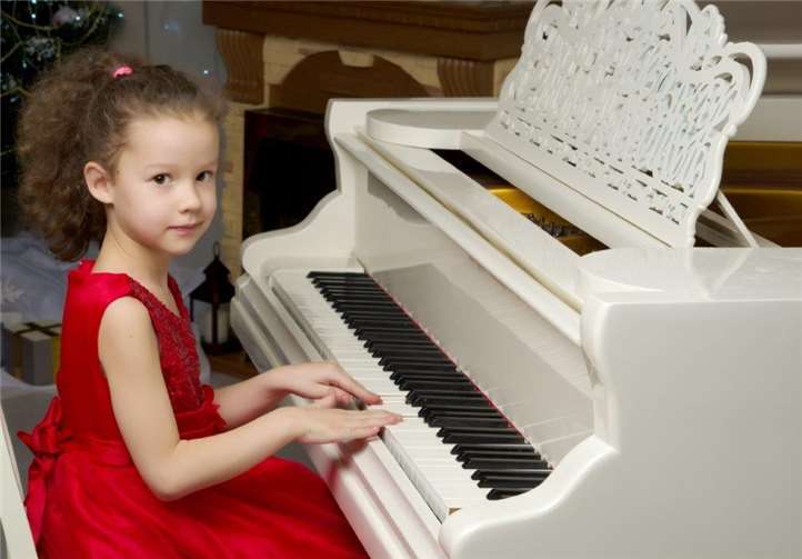 Die Schüler der Kreismusikschule Mayen-Koblenz freuen sich über zahlreiche Zuschauer. Foto: KMS