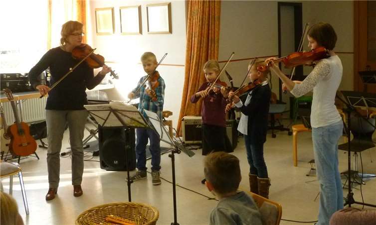 Die Schüler der Musikschule Dierdorf zeigten bei den Konzerten ihr Können. Fotos: privat