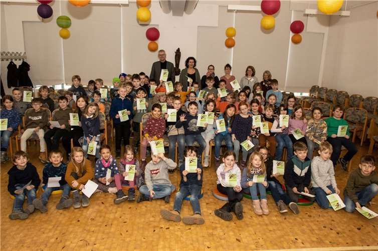 Die Schüler erhielten eine Urkunde.  Foto: privat