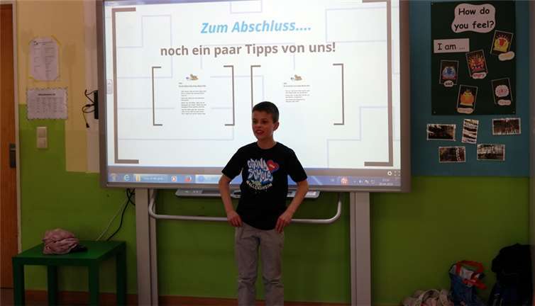 Die Schüler gaben , auf was man in einem Stop-Motion-Projekt achten muss. ND