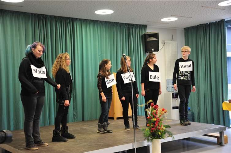 Die Schüler hatten sich für ihren Rektor etwas besonderes ausgedacht.