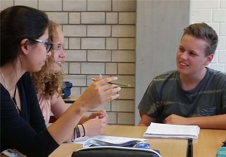 Die Schüler können nun aus einem breiten Angebot an Grund- und Leistungskursen wählen. IGS Pellenz
