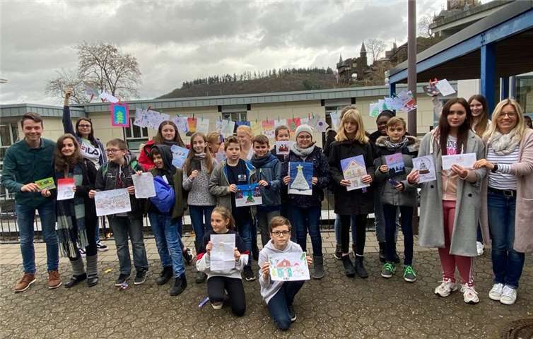 Die Schüler spendeten für eine Familie in Kenia und das Kinderhospiz in Koblenz.Foto: Realschule plus Cochem