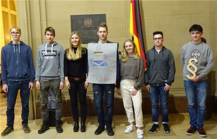 Die Schüler stellten heraus, dass das Grundgesetz aktueller ist denn je.Foto: privat