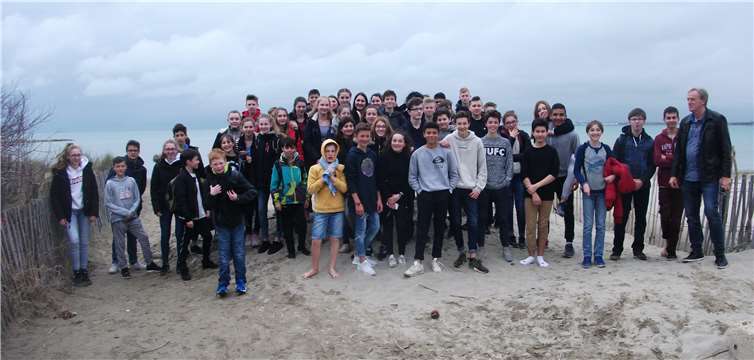 Die Schüler und Schülerinnen konnten am Mittelmeer Muscheln suchen oder Ballspielen.