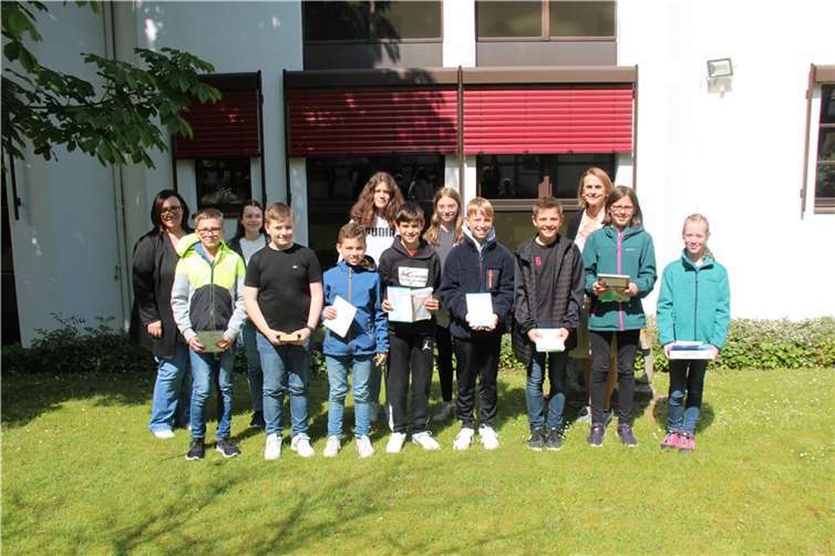 Die Schüler und Schülerinnen wurden für ihre hervorragenden mathematischen Leistungen belohnt.  Foto: Linda Olsinski