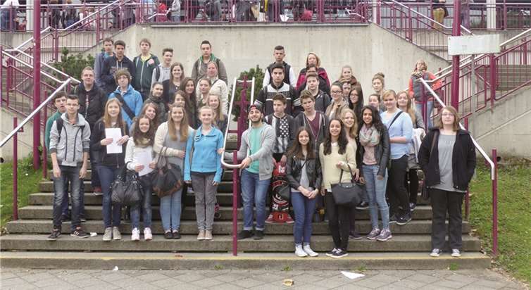 Die SchülerInnen der St. Thomas Realschule plus konnten sich auf den azubi & studientagen in Koblenz umfassend über diverse Ausbildungs- und Studienmöglichkeiten informieren. privat